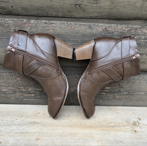 Nine West Dont Do It, Boho-chic, Vegan Leather, Block Heel, Comfort Bootie 8M - Picture 11 of 15